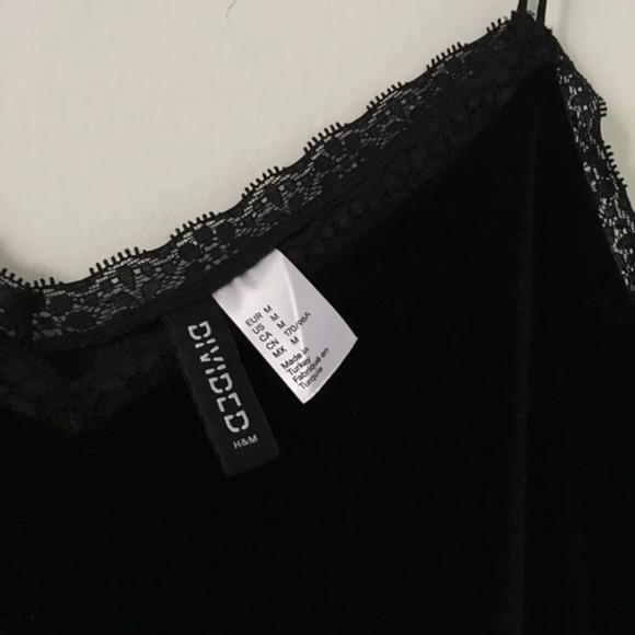 H&M Divided Black Velvet Cropped  Lace Cami  M - Picture 2 of 3
